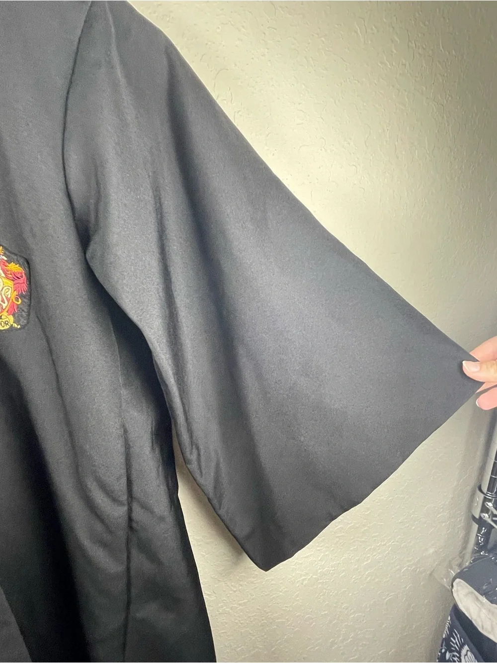 Universal Studios Wizarding World Harry Potter Gryffindor Robe Youth XXXS